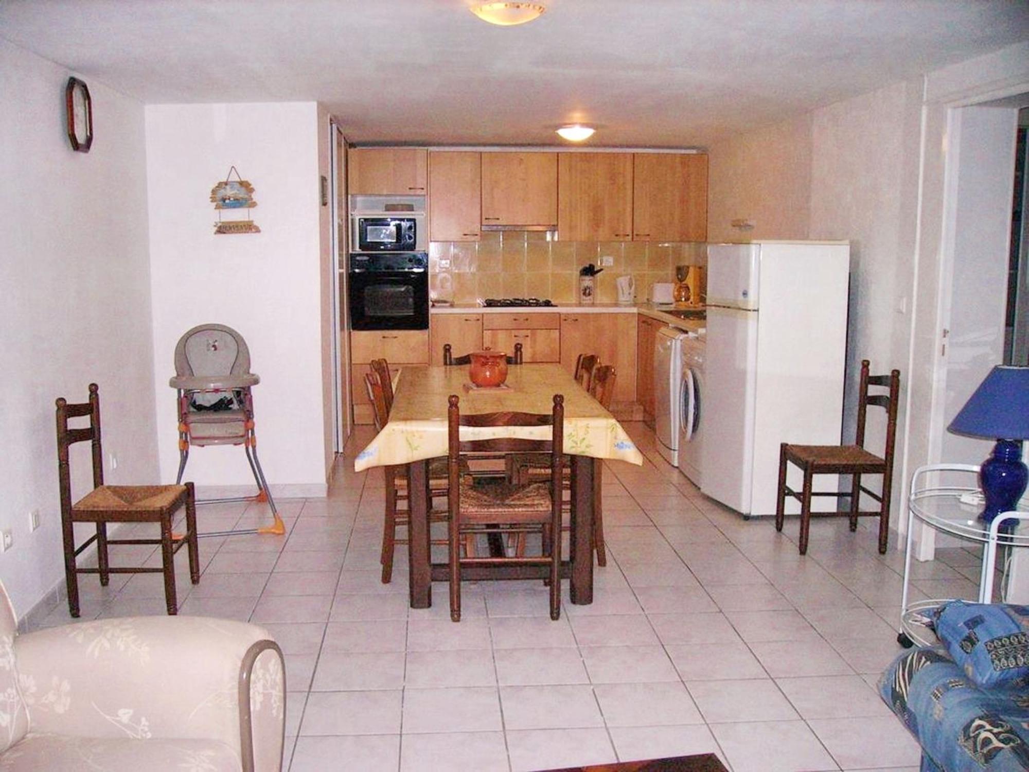 Appartement Charmant A Breuillet Avec Jardin Spacieux ภายนอก รูปภาพ